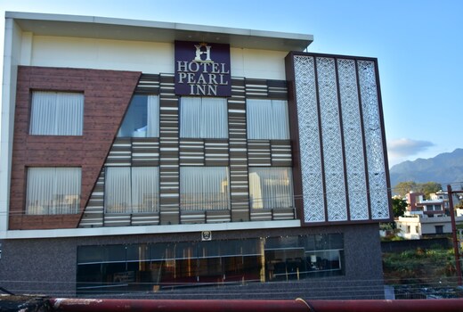 Hotel Pearl In (50m from Bikanervala)