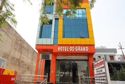 Hotel D.S. Grand BY WB INN