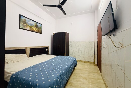 Hotel staybird in