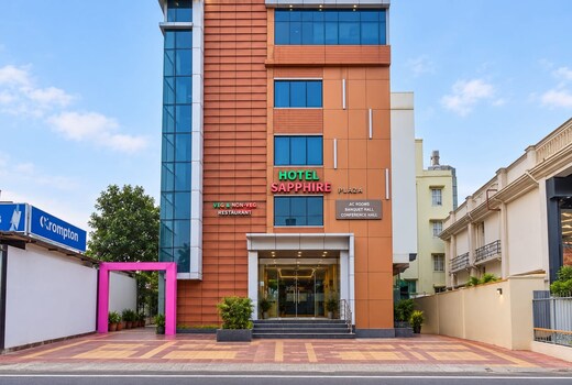 SAPPHIRE PLAZA