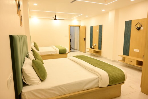 SHREE JI HOME STAY