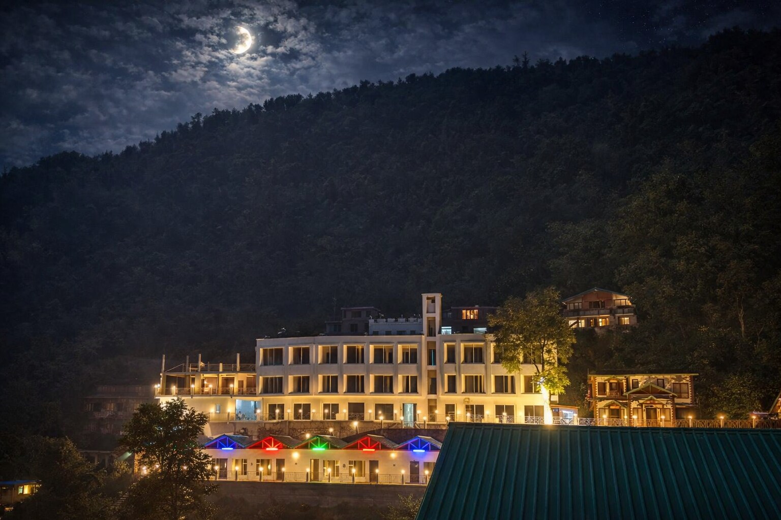 Aesquire Hotel