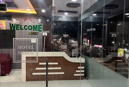 Hotel Bharat