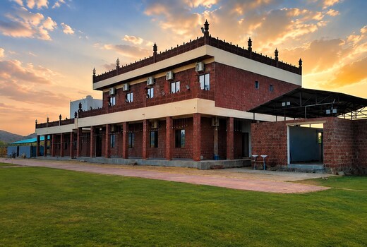 Raas Haveli