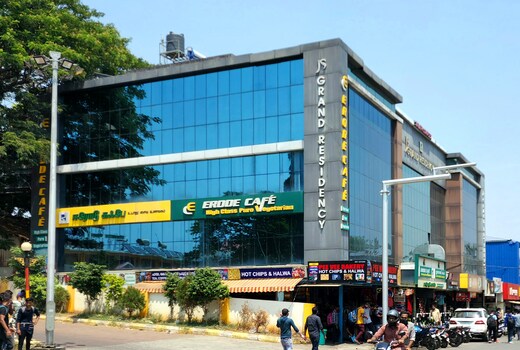 Hotel JS Grand Residency