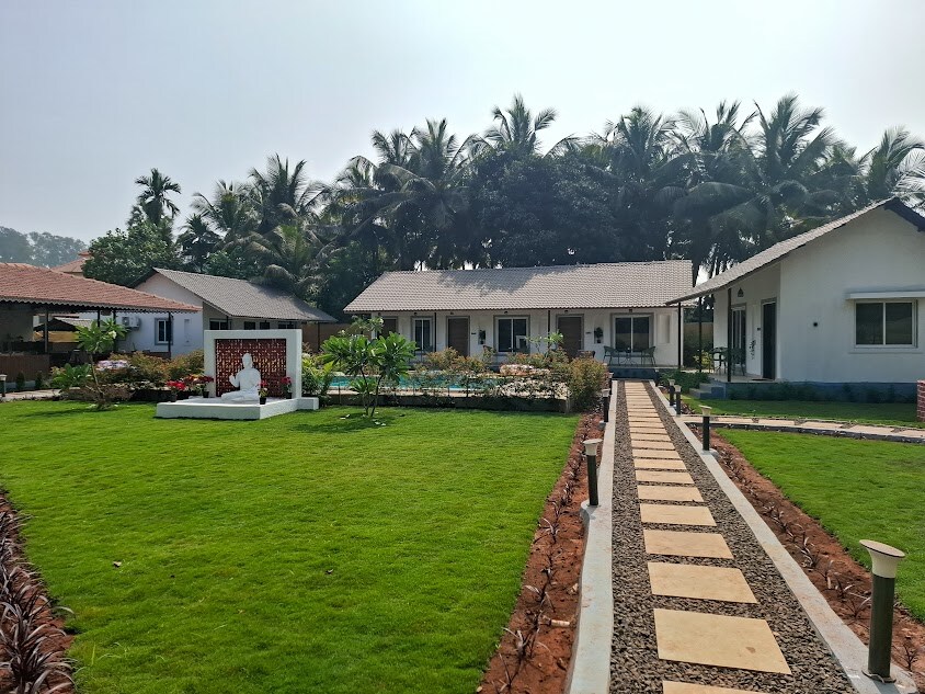 THE BANYAN TREE