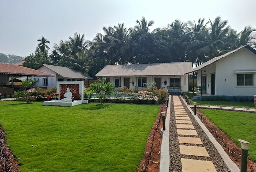 THE BANYAN TREE