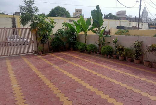 Hotel Nirala residency