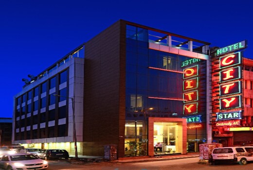 Hotel City Star - a luxurious stay with rooftop restaurant