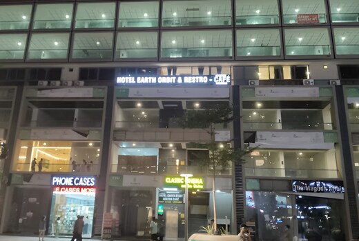 Hotel Earth Orbit