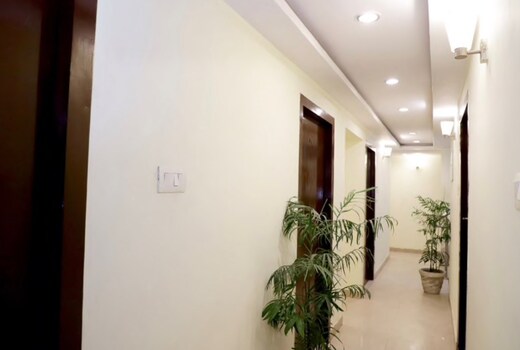Hotel Makhan Matki (15 Kms from Khatu Shyam Ji Temple )