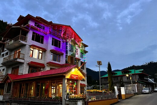 Golden Valley Hotel And Restaurant