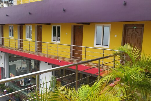 SRI KAMATCHI RESTAURANT BAKERY & LODGE