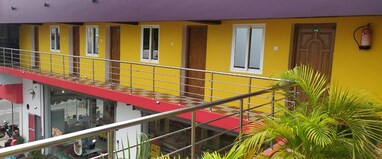 SRI KAMATCHI RESTAURANT BAKERY & LODGE