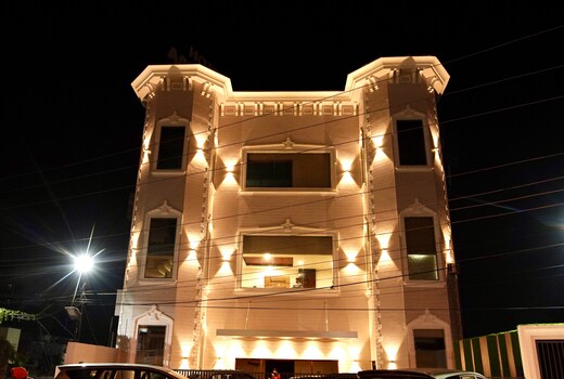 Hotel Aashirwad International