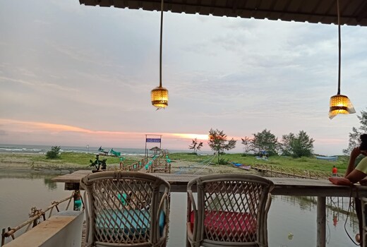 Chique Shanti Resort