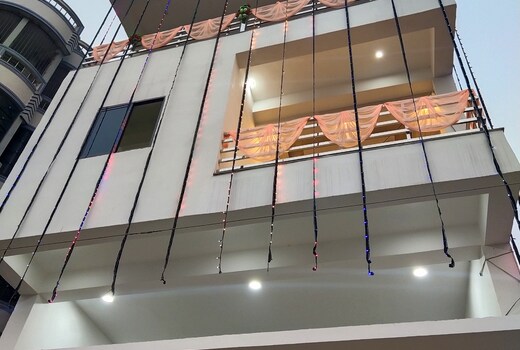 Apoorva Banquet & Hotel