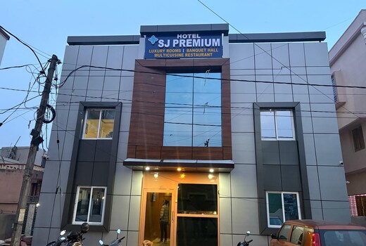 Hotel SJ Premium