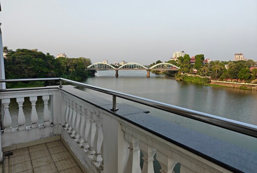 Dew River Castle I Lake View 3BHK Aluva