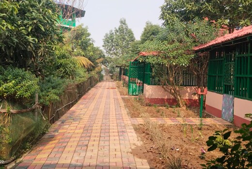 Dhananjay Eco Resort