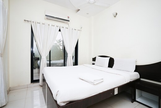 Chinar Residency