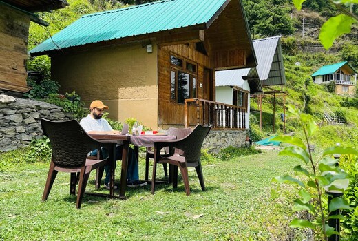 Anantmaya Stays, Jibhi