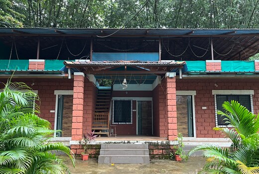 HolidayDusk Deesha Villa