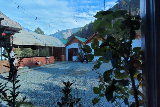 Sugo By The Full Moon Cafe Kasol