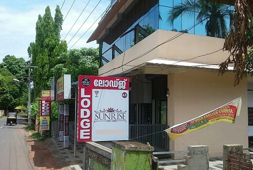 Sunrise Tourist Home