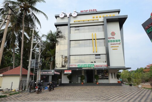 HOTEL SAGAR EXECUTIVE MULUR