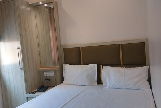 Shree Inn