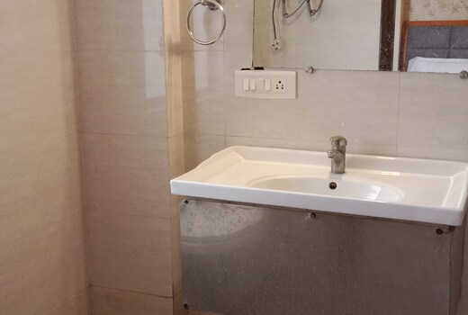 Shri vrindavan sarkar super luxury suites