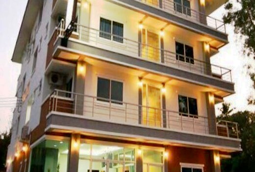 Hill Side Apartment | Rooms & Caretaker