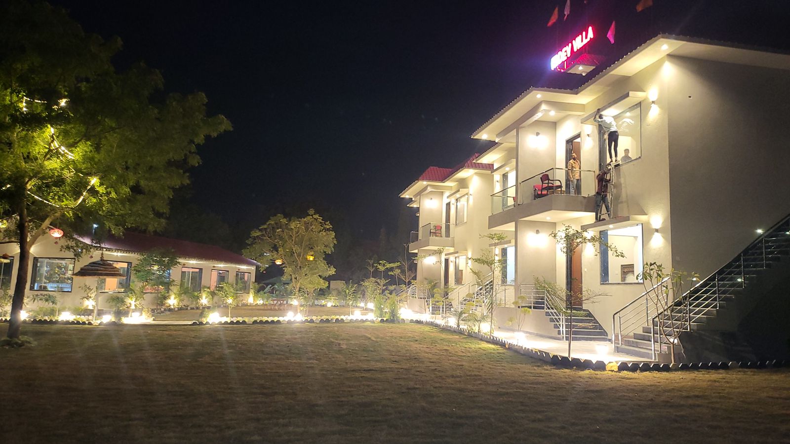 Dev Villa Resort