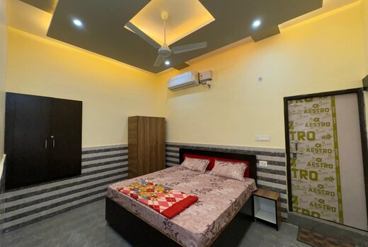 Shish Mahal Guest House