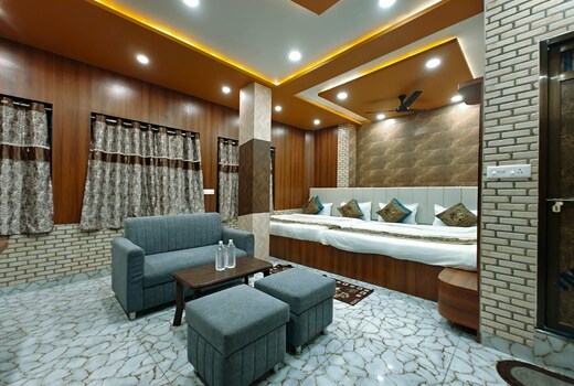 Shri Kailash Pati Guest House