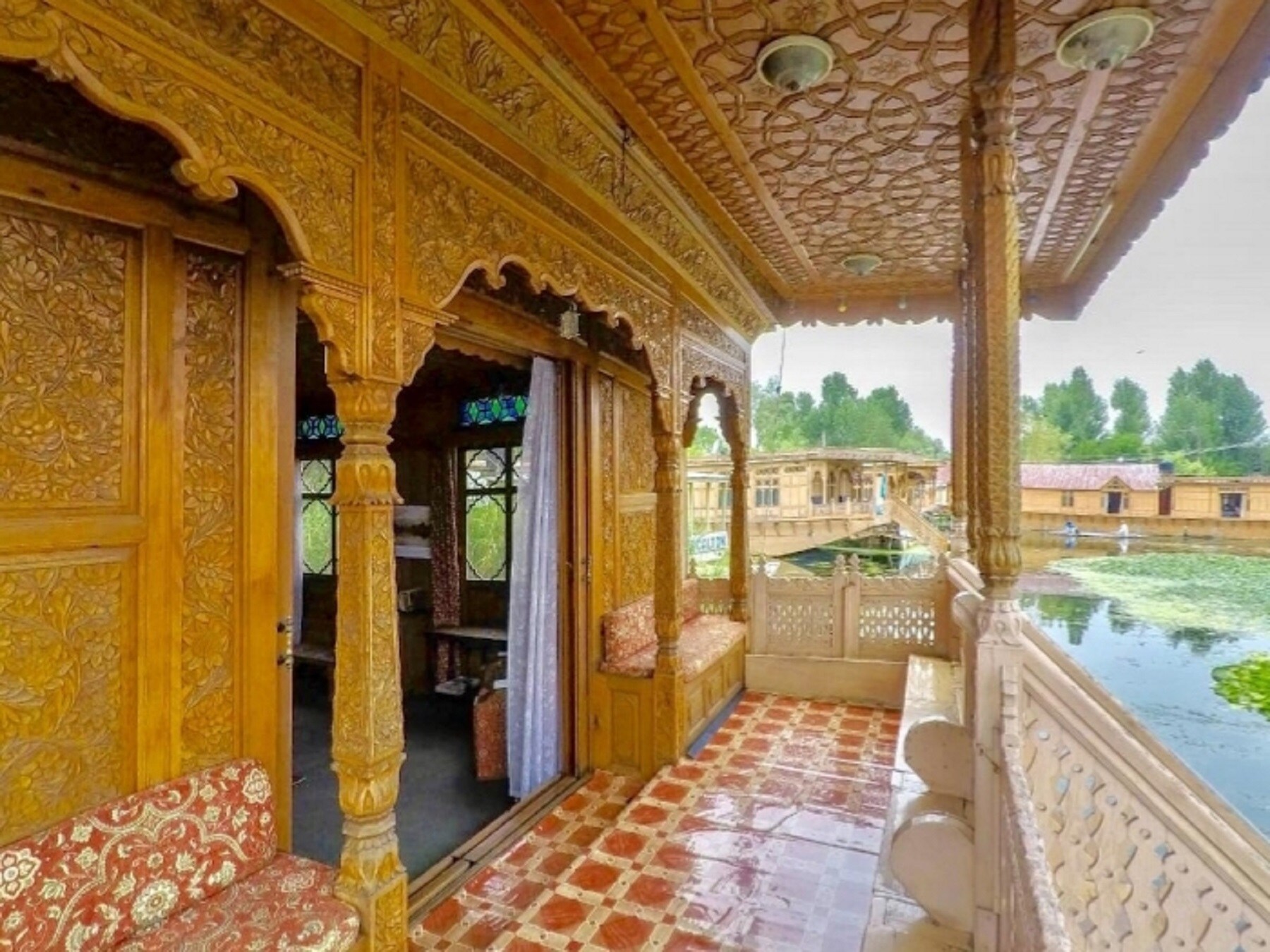 Main gallery