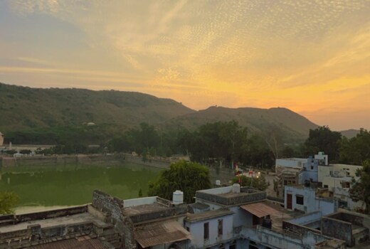Haveli laxmi vilas