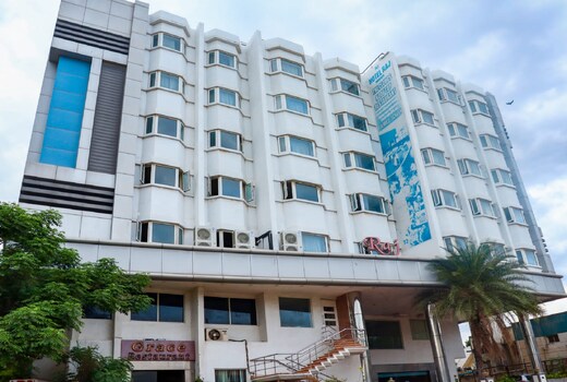 Hotel Raj