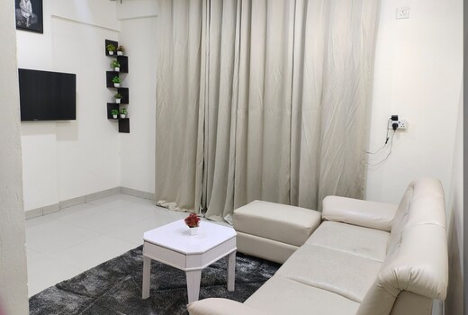 Self Service 1BHK Apartment 302 High Speed Net