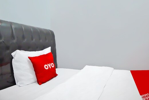 Hotel O N Guesthouse