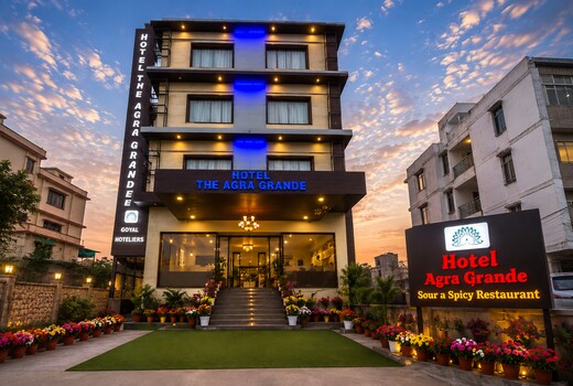 Goyal Hoteliers - Hotel Agra Grande