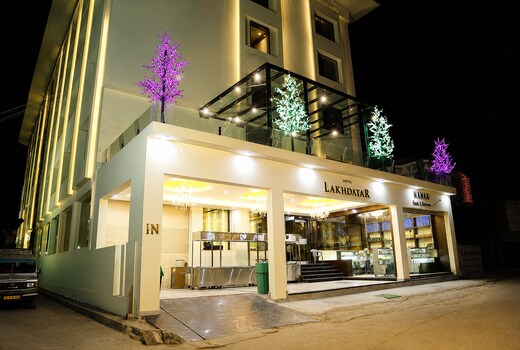 HOTEL LAKHDATAR