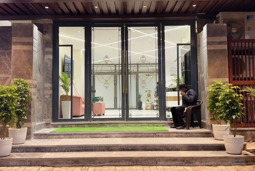 Hotel Shree Bandhu Inn
