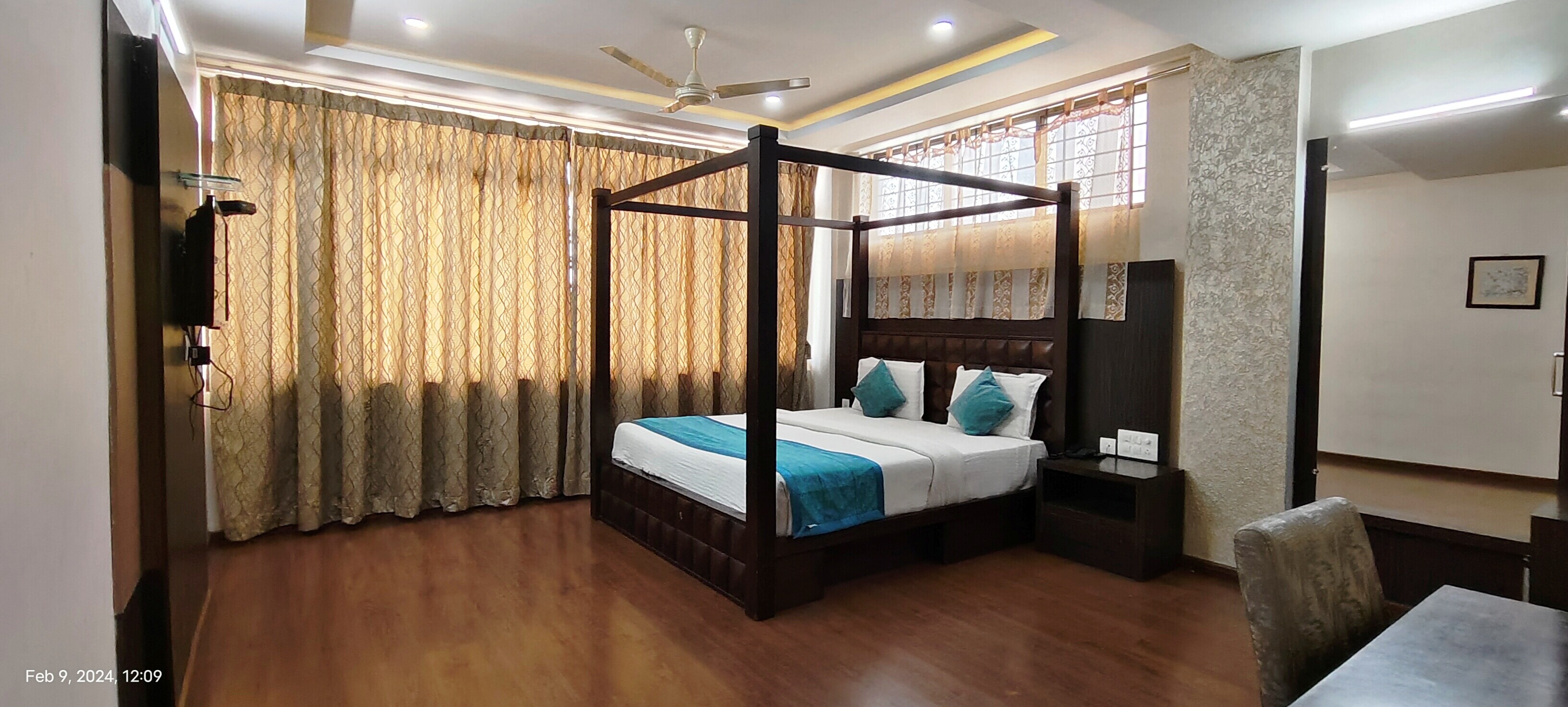 THE LOTUS BOUTIQUE HOTEL