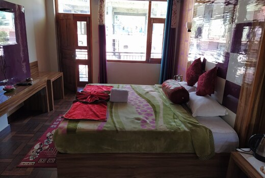 Star Galaxy Super Homestay