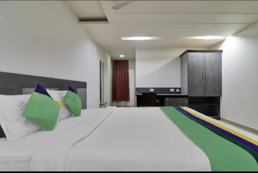 V COMFORT HOTEL