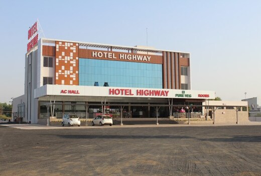 Hotel Highway
