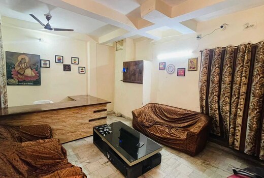 Hotel O SAARTH INN