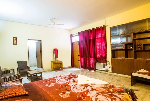 Hotel Samrat